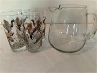 Glass Pitcher w/ Vtg. Libbey Duck Glasses