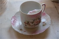 Vintage hand painted teacup w saucer