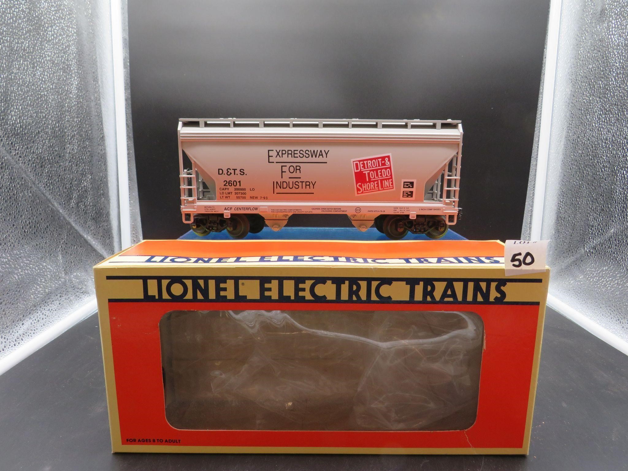 Lionel LCCA 2 Bay Center Flow Hopper 6-52023