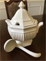 Vintage SOUP TUREEN 3 PIECE SET - White - Marked