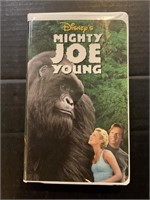 VINTAGE WALT DISNEY'S MIGHTY JOE YOUNG VHS 12746 T