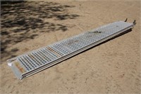 Aluminum Ramp, Approx 25"x 164"