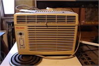 Pelonis Window Air Conditioner