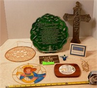 Kitchen prayer cross and plaque