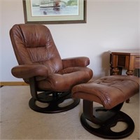 Lane Furniture Stressless Style Chair & Ottoman