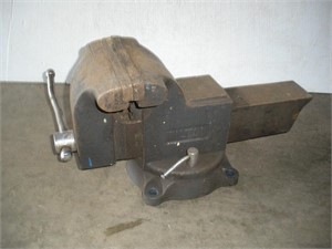 Large Wilton Vise  8 inch Jaw/20 inches long