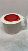 New Tupperware 8 cup batter bowl