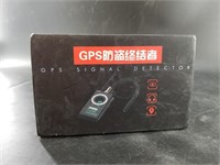 Chinese brand GPS signal detector with box and lit