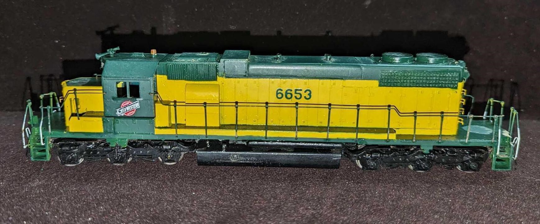 Chicago & Northwestern HO Scale Locomotive