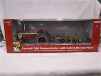 2008 Ertl National Farm Toy Museum Farmall 560