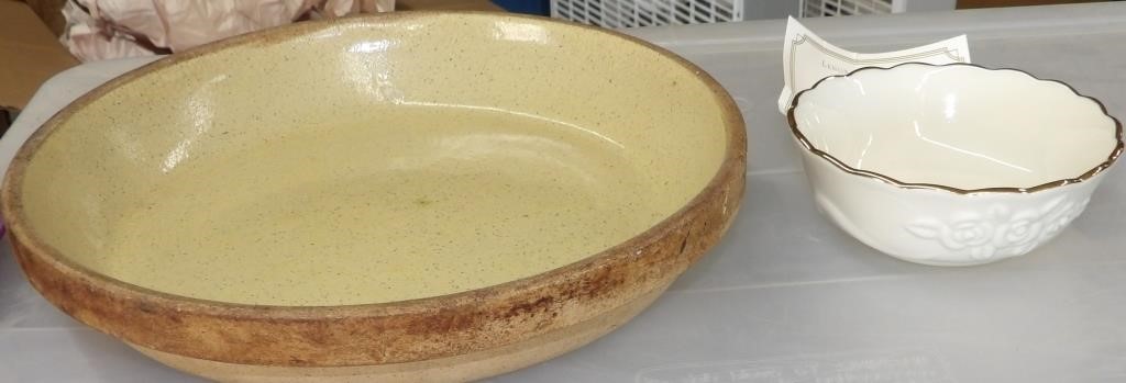 Lenox Bowl / Pottery Pie Plate