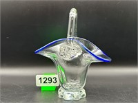 Hand blown art glass basket w/colbalt rim