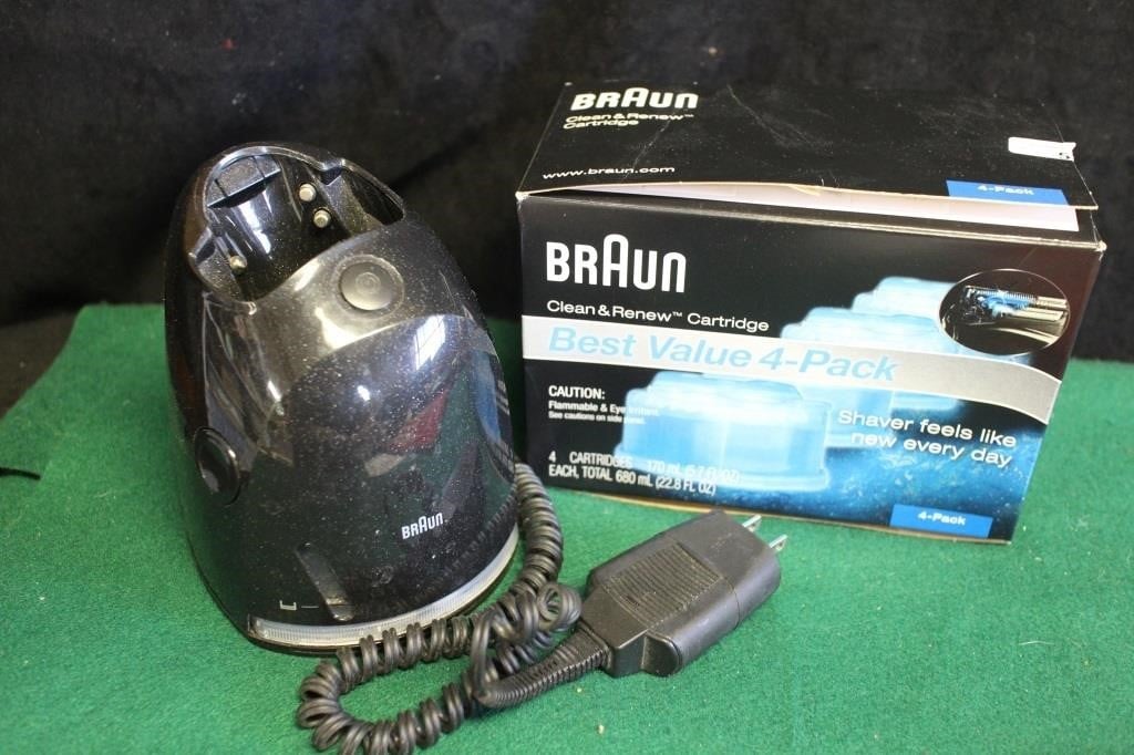 Collection of Braun Shaver Items