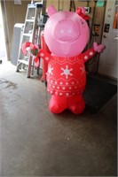 Miss Peppa Pig- Inflatable/ Lighted Display 4ft