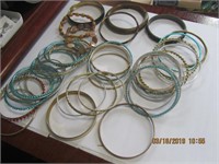 Bangle Bracelot Lot-47