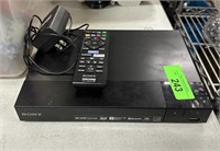 SONY 4K UHD 3D BLURAY PLAYER