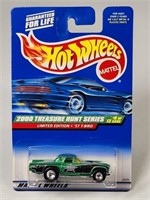 HOT WHEELS 2000 TREASURE HUNT '57 T-BIRD NIP