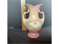 Hull Waterlily vase L-11-9 1/2"