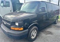 2008 CHEVROLET EXPRESS 3500  (See Lot Description)