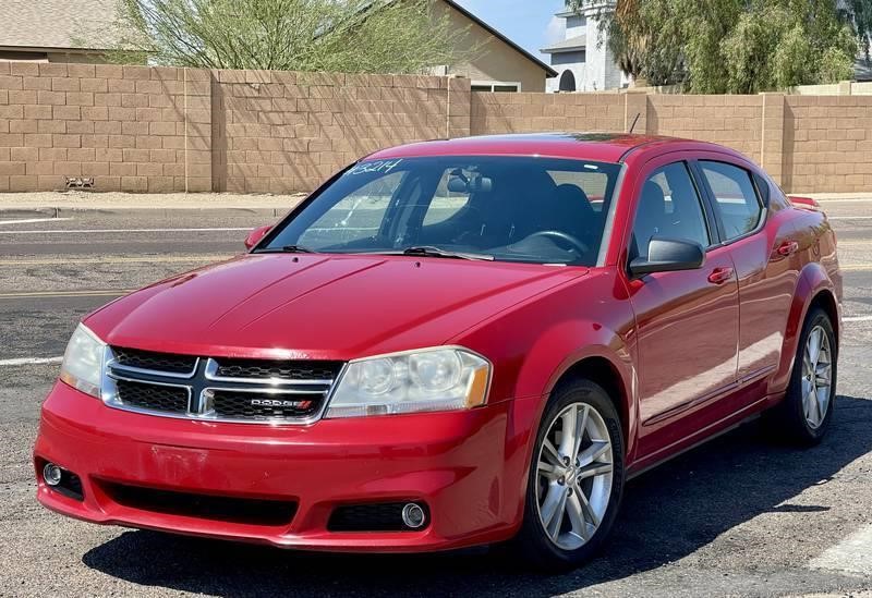 2012 Dodge Avenger SXT Plus 4 Door Sedan