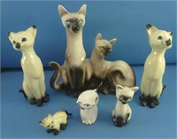 Cat Figures and Lamp - Untested