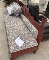 Fainting Couch 68in