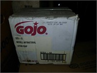 Gojo and cleaning lot