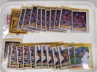 ASSORTED LOT OF 1984 DONRUSS STAR CARDS