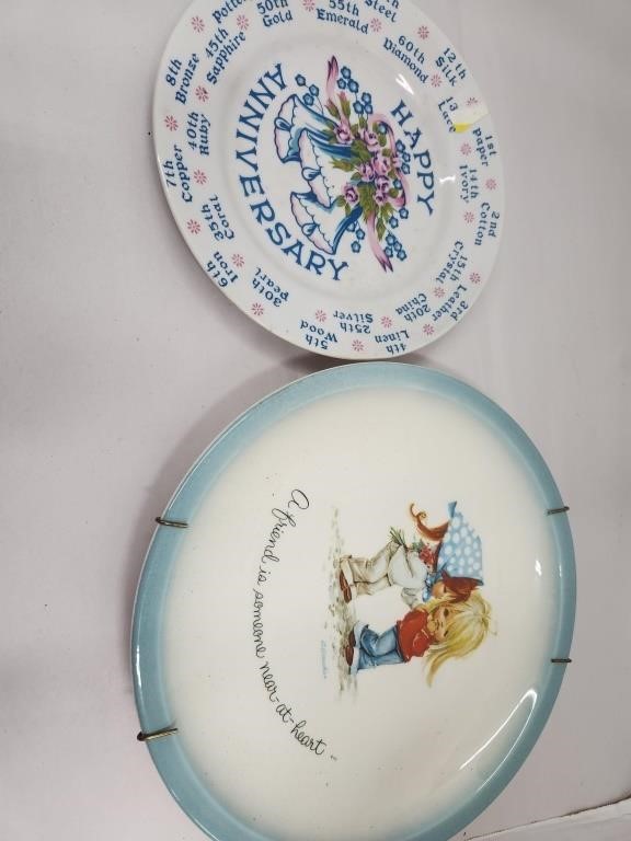 Vintage Collectors Plates