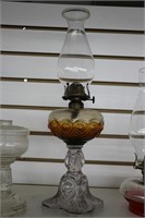 QUEEN MARY OIL LAMP WITH SHADE 17"