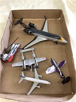 Small toy airplanes
