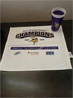 Minnesota Vikings Cup and Towel