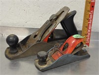 Vintage woodworking planes, see pics