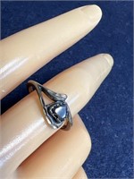 Vintage Sterling Heart shaped Wrapped Ring Stone