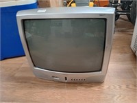 vintage rca tv works has remote NO SHIPPING