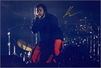 Autograph Kendrick Lamar Photo