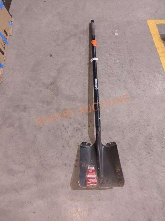Husky 47" L  Shovel, Fiberglass Handle Carbon