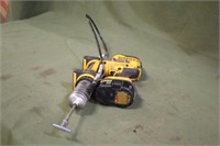 Dewalt 18v XRP Grease Gun w/Battery Works per Sell