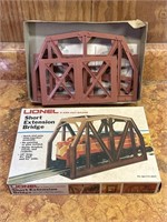 Vintage Lionel short extension bridge