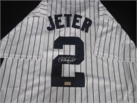 Derek Jeter Signed Jersey EUA COA