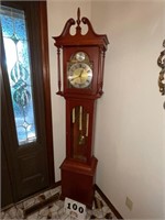 Tempus fugit grand mother clock, 73" tall