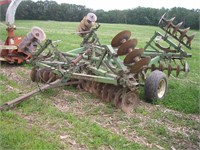 JOHN DEERE 16' BWA DISK