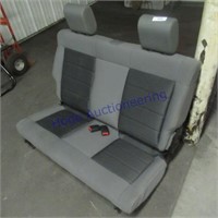 Bench automobile seat