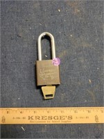 American Lock Co Padlock w/ key