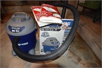 14 Gallon 5.5HP Wet/Dry Shop Vac (with box)
