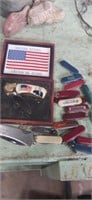 Lot with variety of knifes