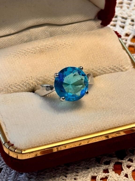 Sterling Silver & 1ct Aquamarine ring ,