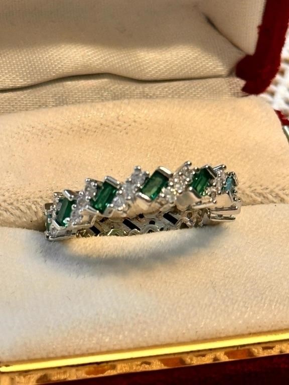 Estate Eternity Ring sz8.5 Bagettes & Clear