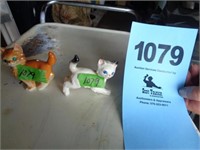 Art pottery cats