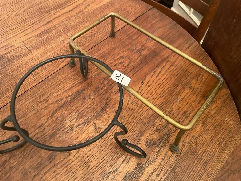 casserole dish stands